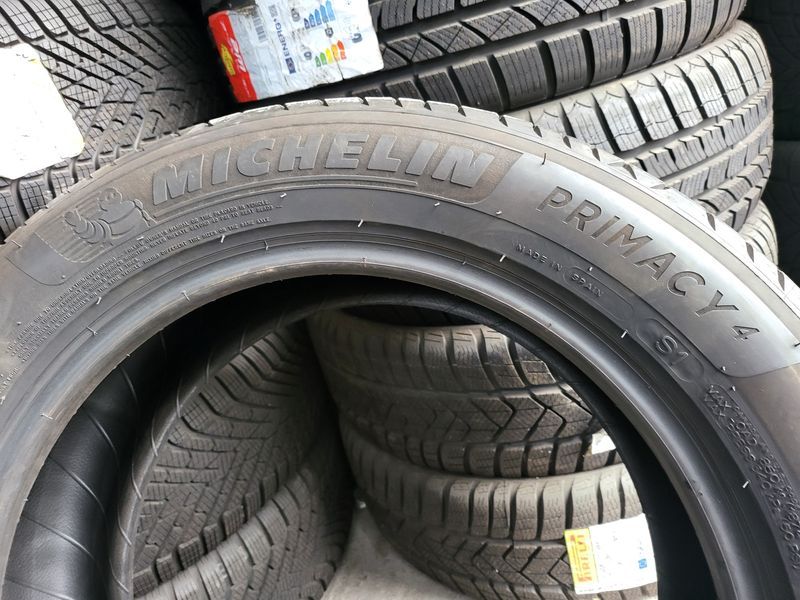 225/55/18 MICHELIN 4бр