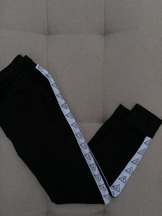 Pantaloni Trening Guess
