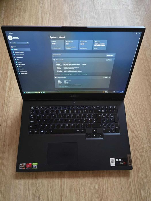 Vand laptop gaming Lenovo Legion 5 17.3 inch rtx 3070 impecabil