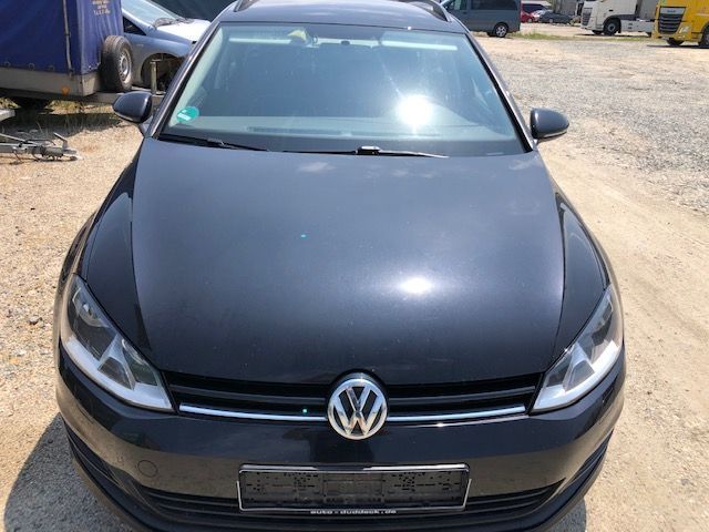 Dezmembrez VW Golf 7 2015 1.60tdi CXXB cod culoare LC9X