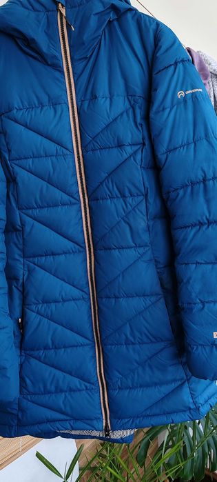 Продам куртку Outventhure изумрудного цвета
