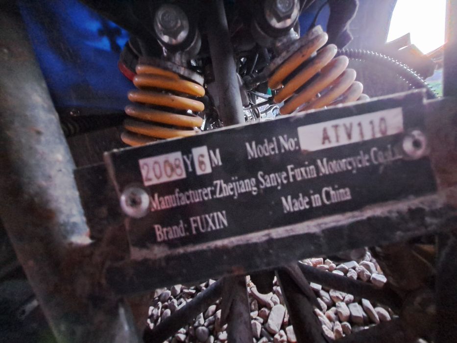 Vând atv 110cc în stare foarte bună, merge foarte bine