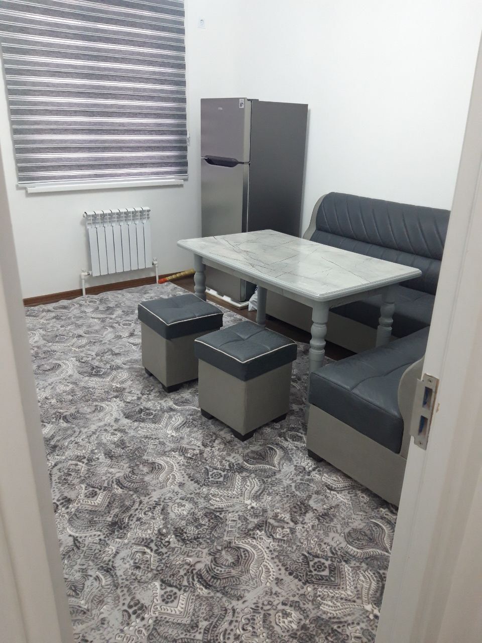 Срочно продатся 2ком квартира Чирчик 2 микрорайон новостройка
