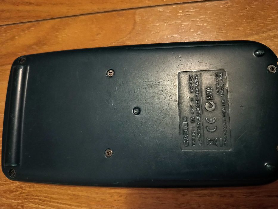 3 Calculatoare vechi: 1 Calculator ştiinţific Casio fx-92, made Japan