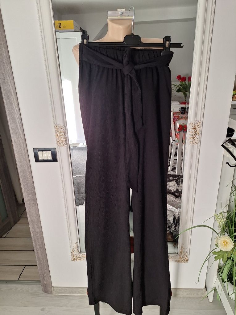 Pantaloni evazați vascoza M