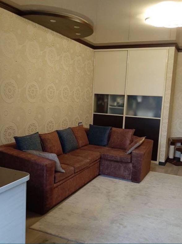 Космонавт 1в2/4/4 Евро квартира 40м2 кирпич