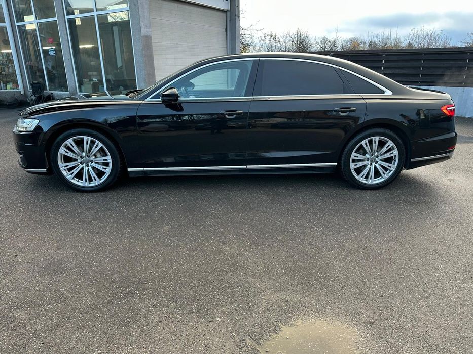 Audi a8 long quatro / usor avariat