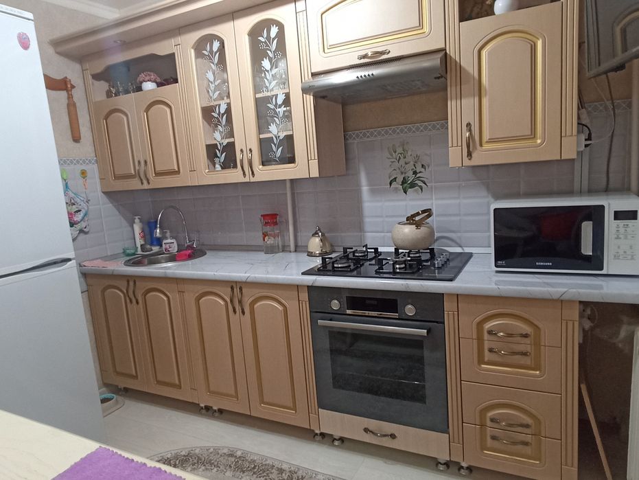 Продам кухонный гарнитур