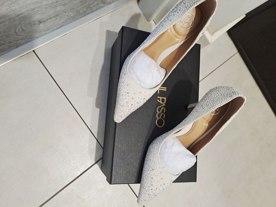 Pantofi ocazie marimea 37