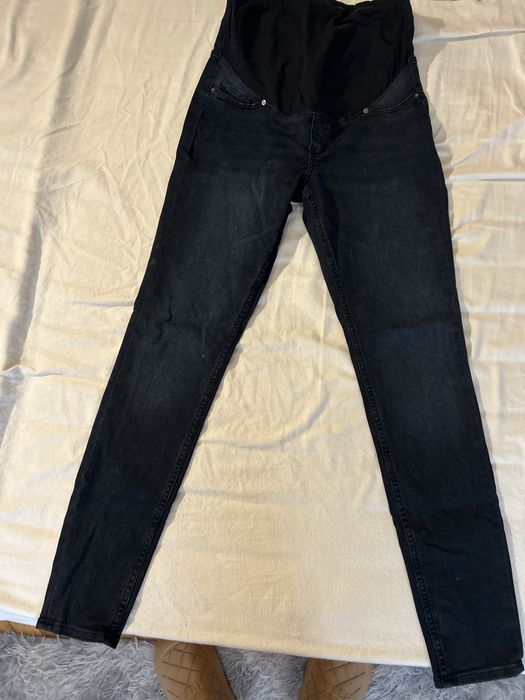 Дънки за бременни и принадлежности за кърмачки