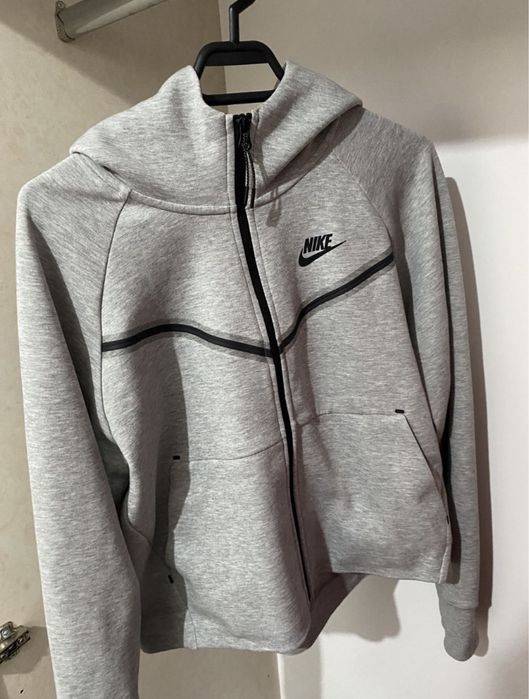 Nike tech fleece gri femei