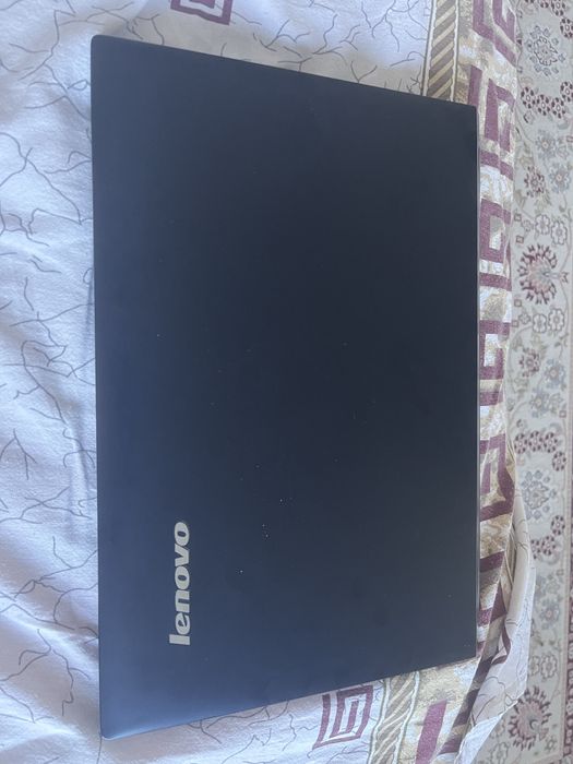 Lenovo 15,6’ core i3