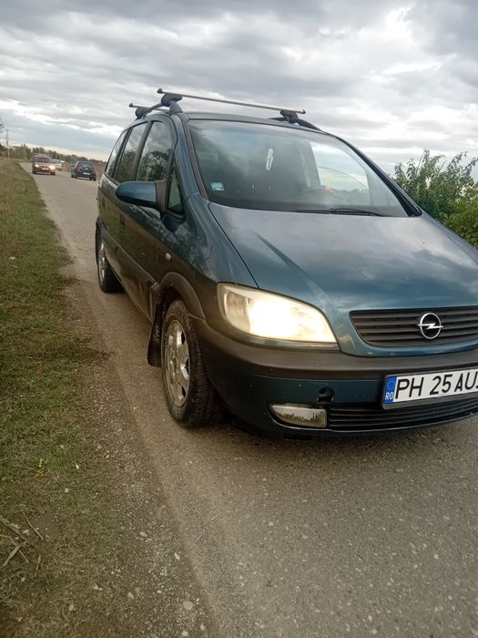Vând Opel zamfira