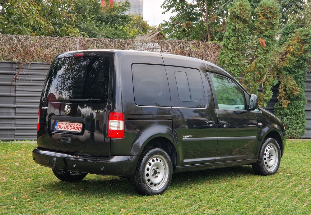 VW Caddy LIFE * 2.0 diesel * model TEAM * dotări TOP * CarVertical