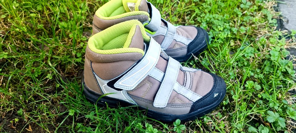 Детски боти и ботушки