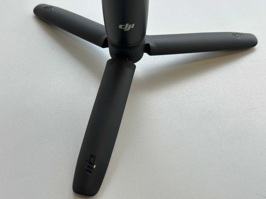 DJI Osmo Mobile 6 гимбъл за телефон