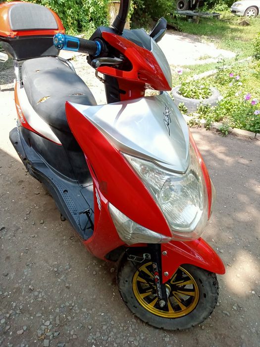 Мопед Скутер в хорошем состоянии