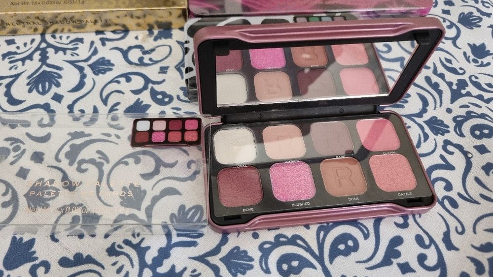 Сенки за очи и палитра за контуриране NYX