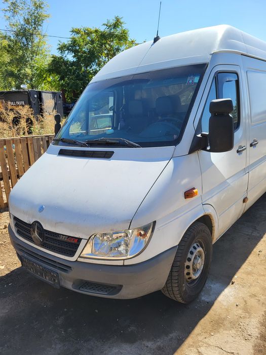 Mercedes sprinter
