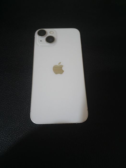 iPhone 14 128 GB, 84% baterie + Apple Watch