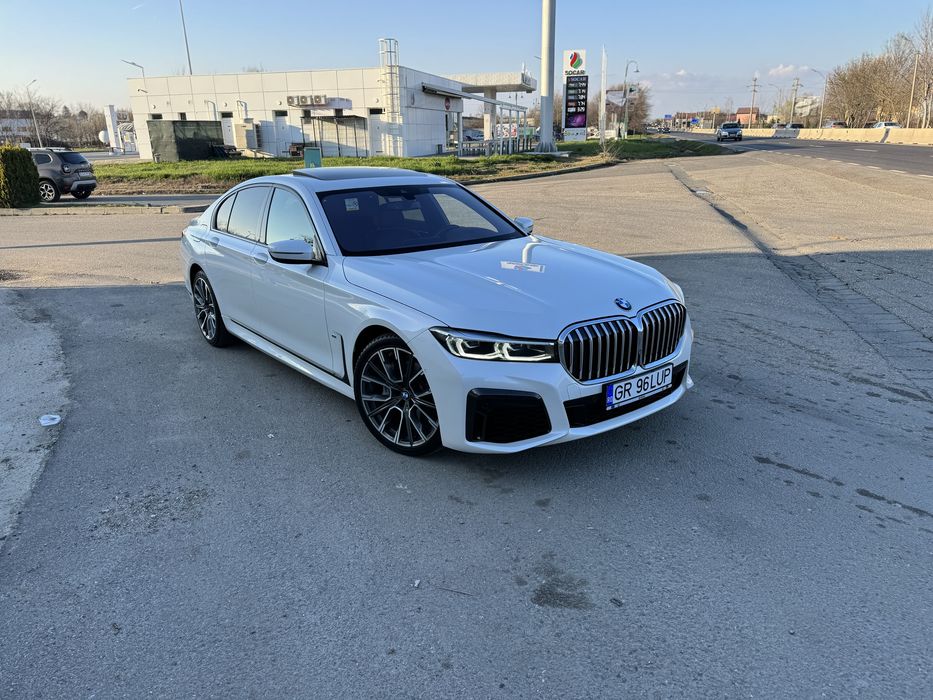Vand/scihimb BMW 740i 340 cai