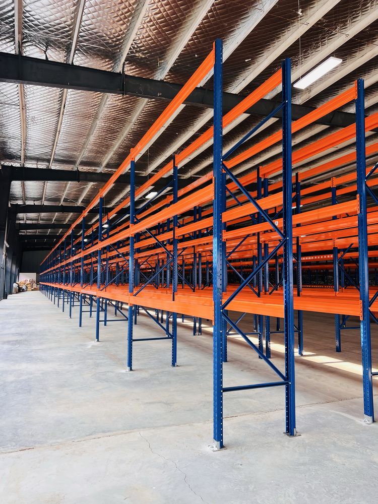 Rafturi metalice industriale pentru paleti cu gratare sau plasa
