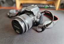 DSLR Canon EOS 200D