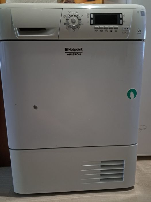 Продам машинку для сушки белья