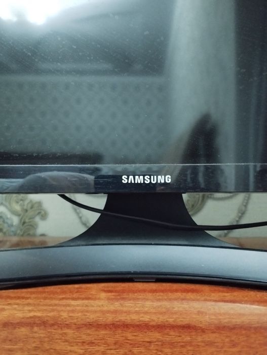 Samsung televizor 42 talik