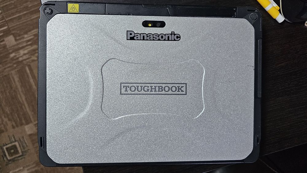 Vând tableta Panasonic CF-20 Toughbook