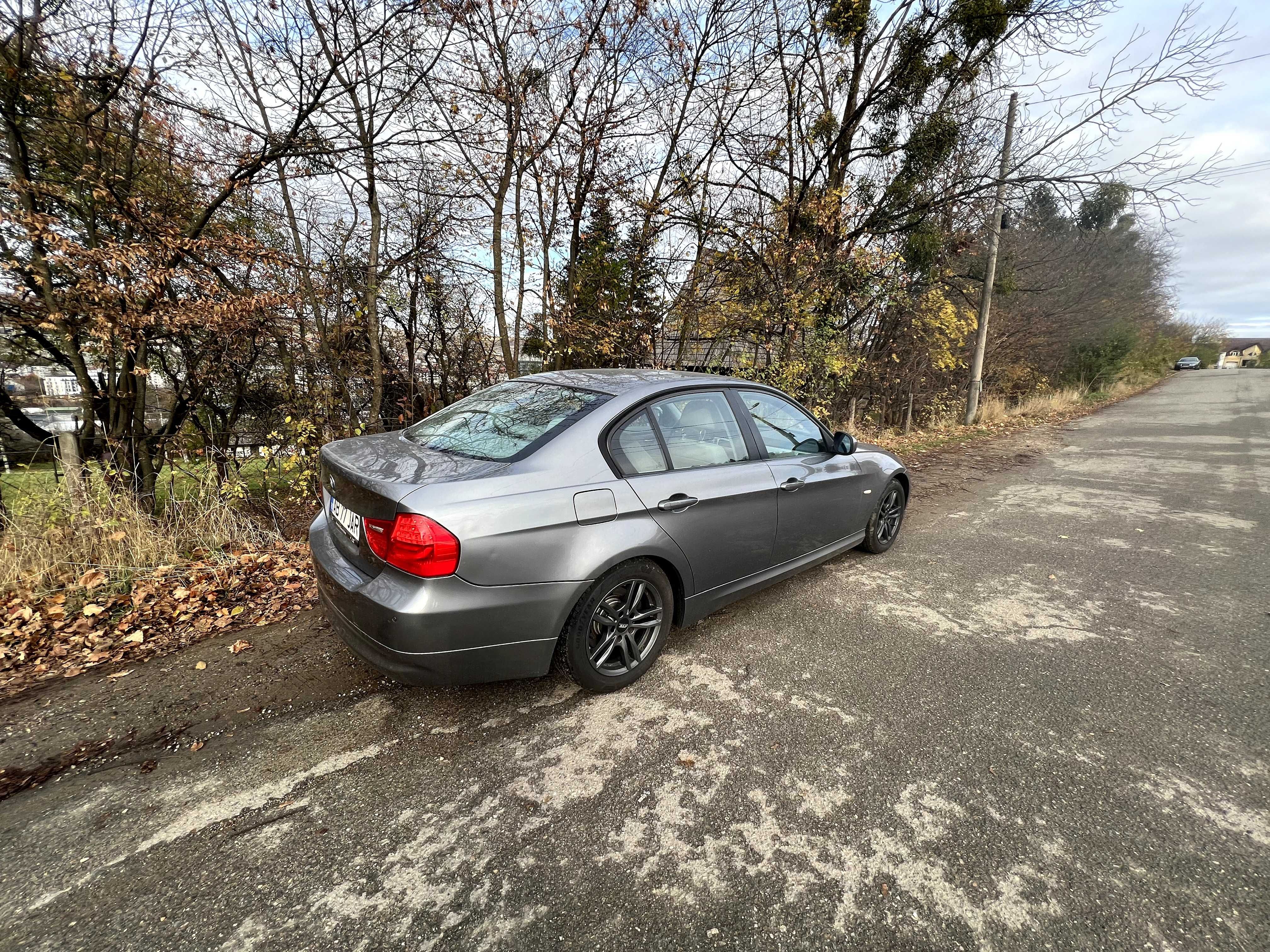 Vând BMW 318D din 2008 în stare foarte bună!