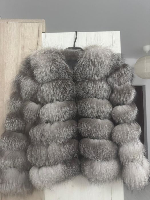 Haină de blană naturală gri cu mâneci detașabile,mărimea S