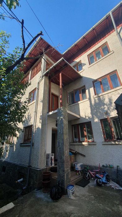 Vand casa Campina