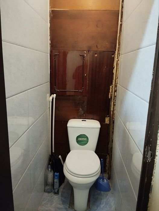 Продам  квартиру !
Янгихаетский р-н
Спутник 17
3-комнатная
4