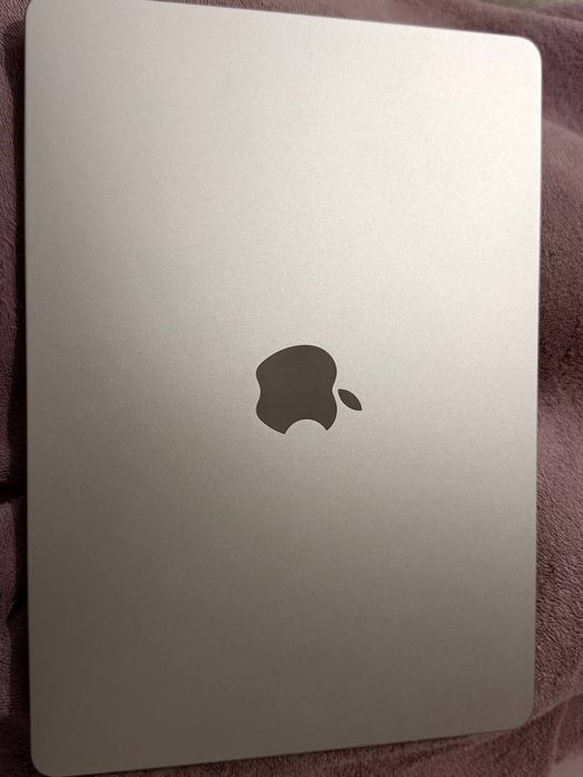 MacBook Air m2 2022