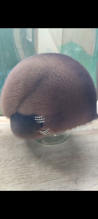 Шапка норковая новая оочень красивая разм 60