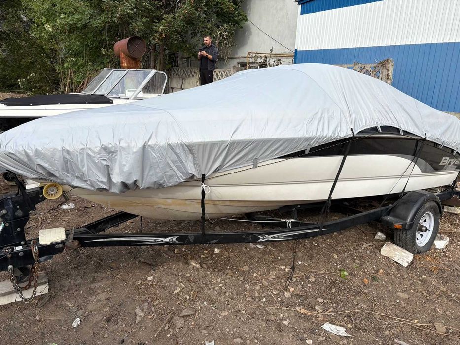 Barcă Bryant 190DC Mercruiser 4.3 MPI de 210 CP