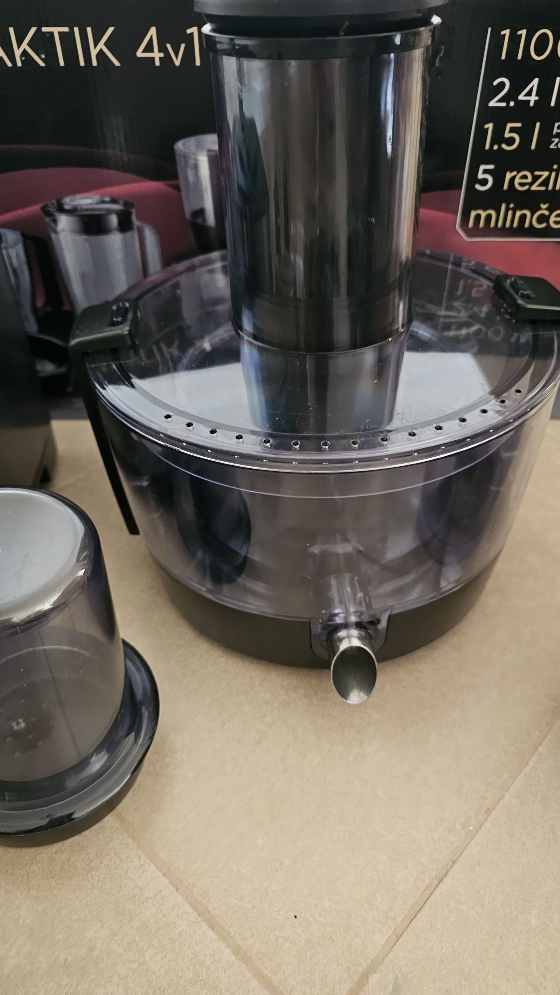 Кухненски робот 4 в 1 Gorenje SBR1000BE