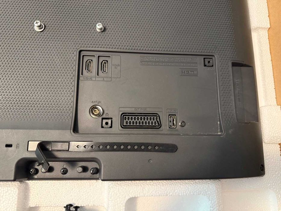 Samsung UE22D5003BW TV
