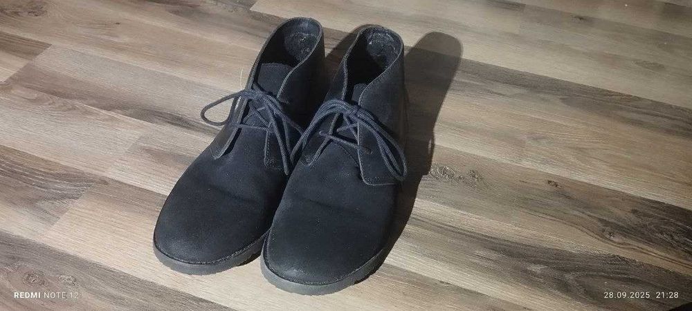 Pantofi barbati marca UGG