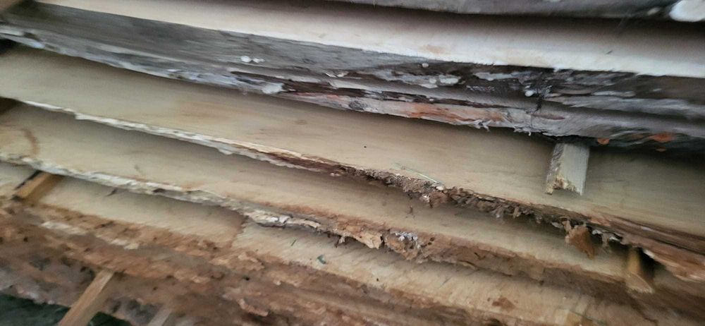 Cherestea de stejar si de cires uscata