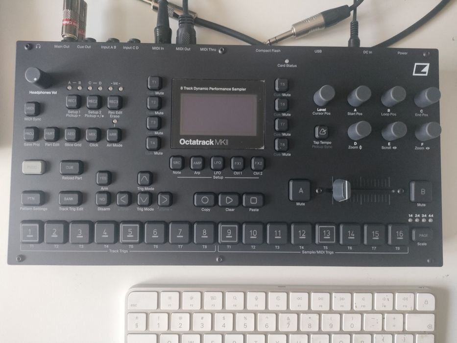 Elektron octatrak MK2 black, full box