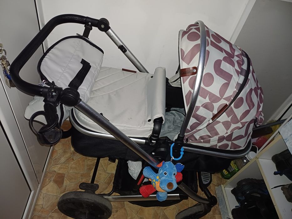 Бебешка количка 2&1