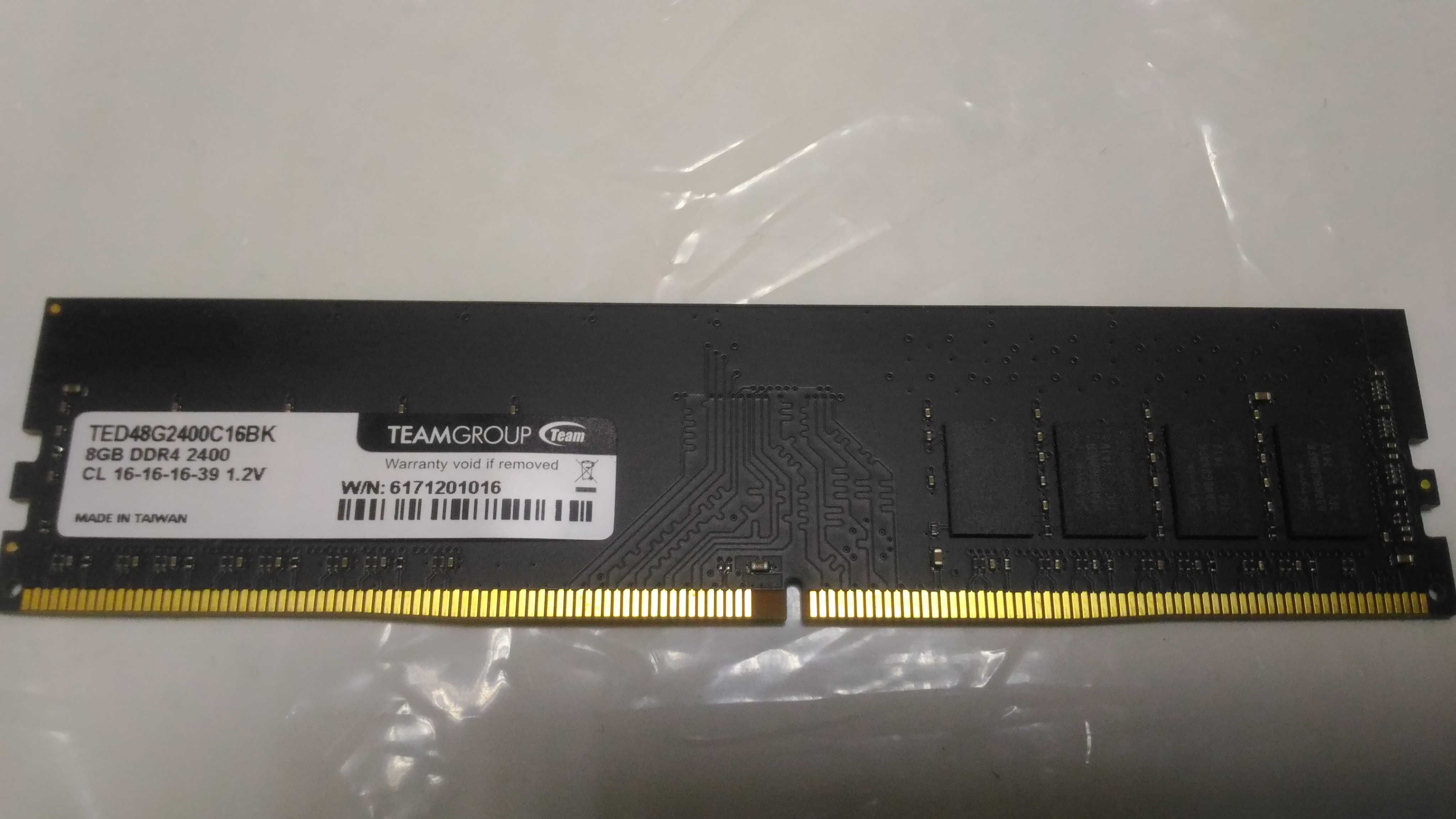 DDR-4 DIMM 8Gb/2400MHz PC19200 (В наличии 3шт)