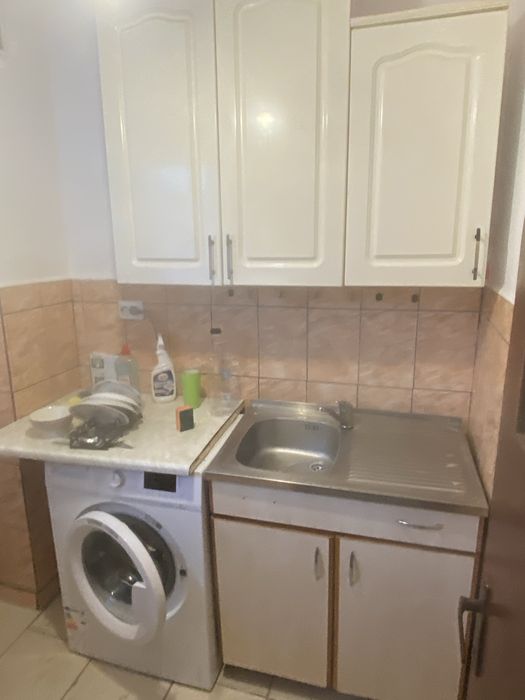 Inchiriez garsoniera