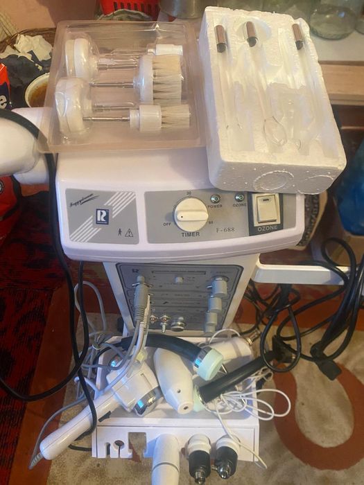 Combina cosmetica 11 functii