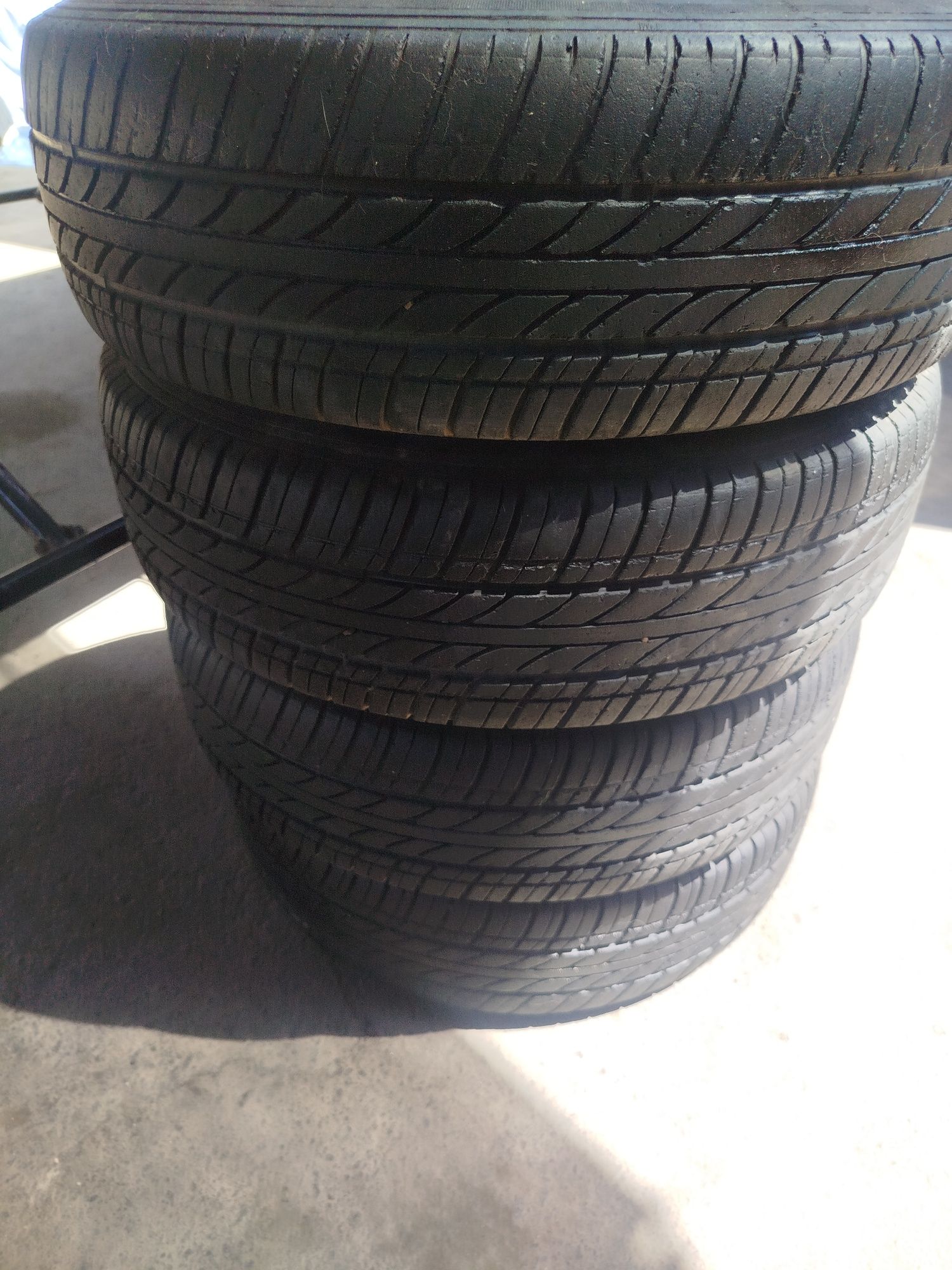 Продам шины Жигули матис13