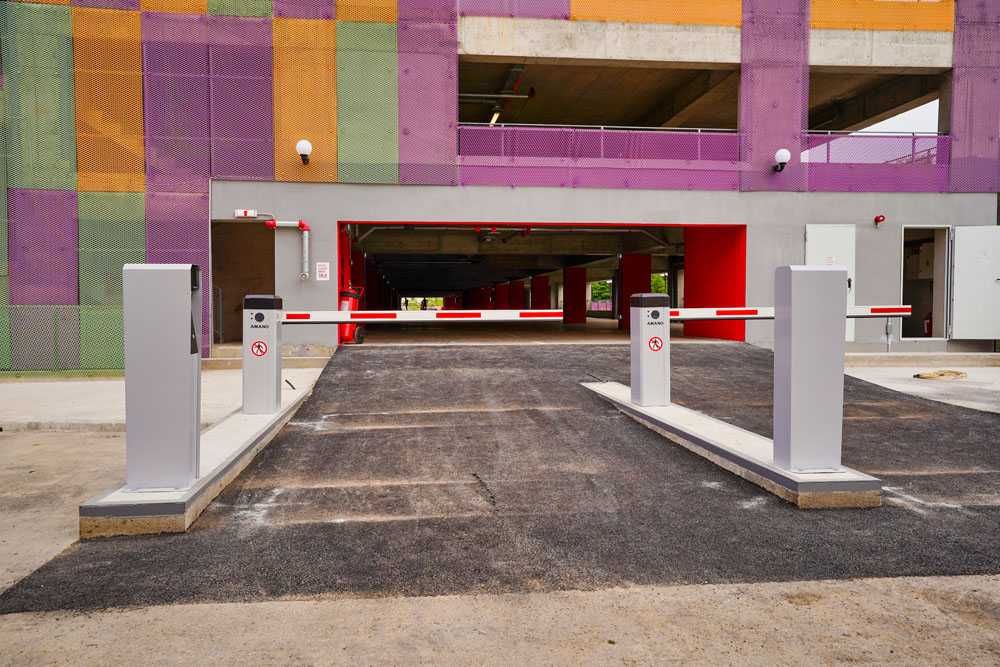 Palladium Residence loc parcare acoperit Drumul Gura Calitei 4-32.