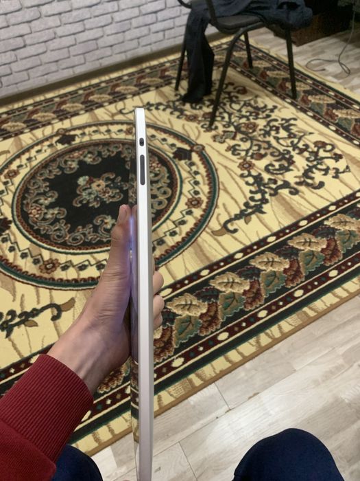 iPad 3G ideal anchadan beri uyda turgan