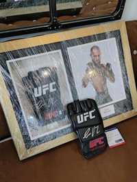 Перчатка UFC с автографом Конора Макгрегора с серт. PSA/DNA